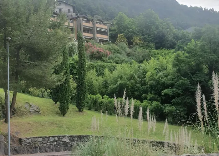 Casa Max デルヴィオ